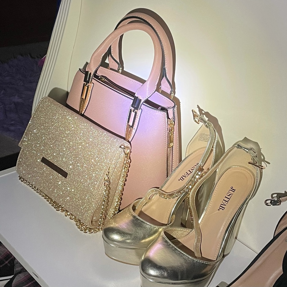 Meet your Posher, Rachel